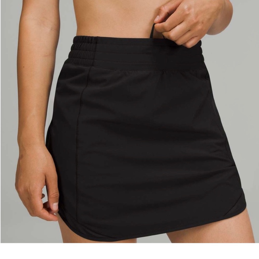 Lululemon Black Hotty Hot High Rise Skirt